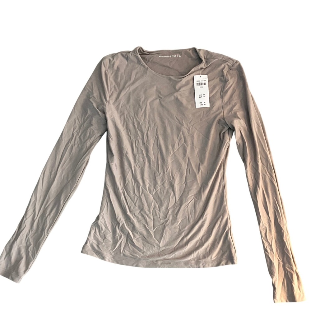 NWT Abercrombie‎ Fitch Long Sleeve Crew Neck Top Light Taupe S Layering Capsule